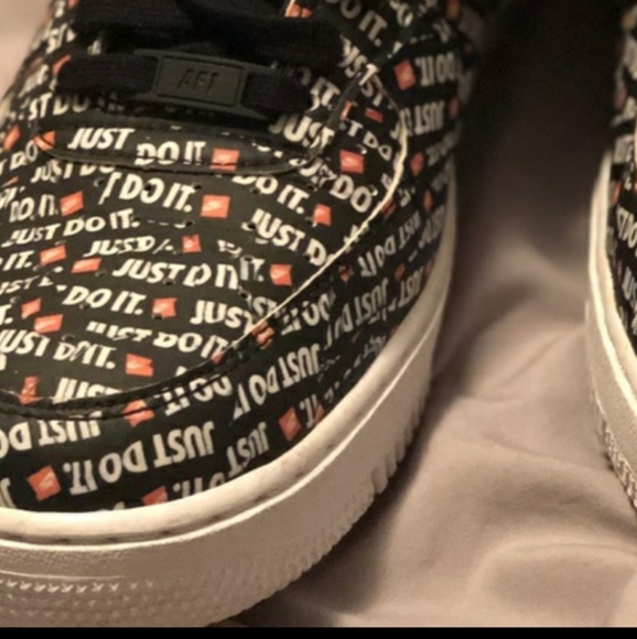 Nike Air Force 1 High “Just Do It” Black - Picture 9 of 16